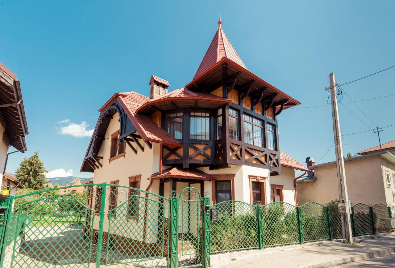 Vila Genia Câmpulung Moldovenesc Exteriör bild