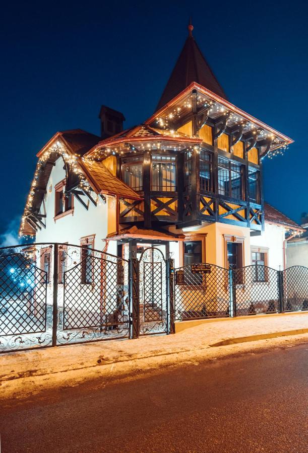 Vila Genia Câmpulung Moldovenesc Exteriör bild